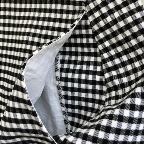NWOT Urban Outfitters Black & White Gingham Mini Skirt: Size S - Picture 3 of 5